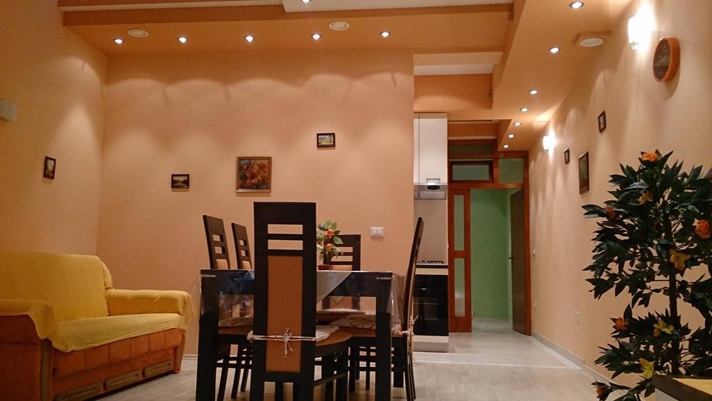 Urban Apartment Makarska Habitación foto