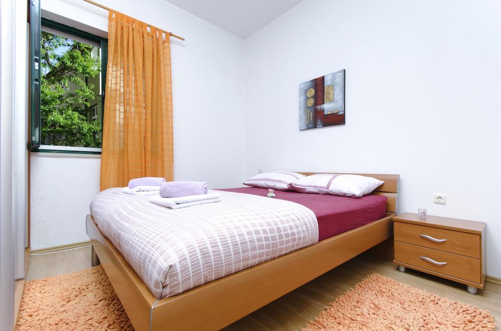 Urban Apartment Makarska Habitación foto